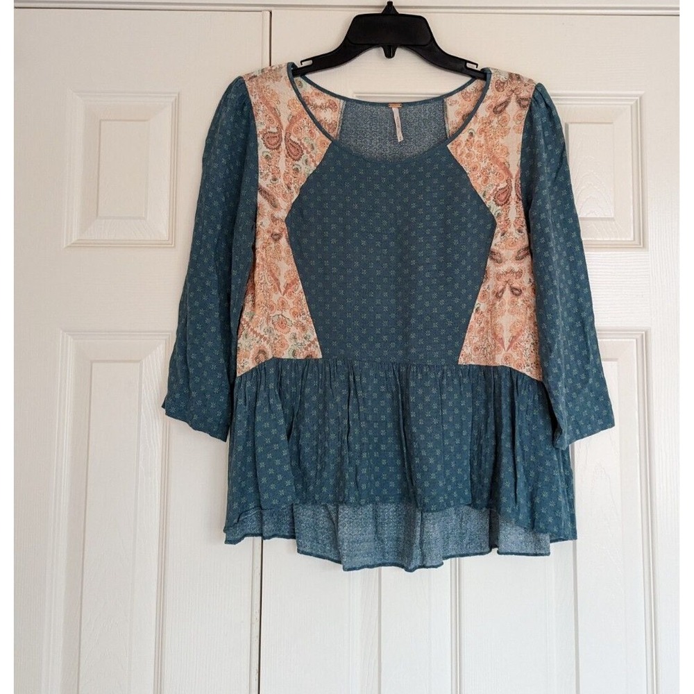 Free People Blouse Women sz M Green Tan Bohemian Print Babydoll Peplum Top